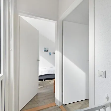 Holiday home Haringvliet: Coastal Retreat Near And Dunes